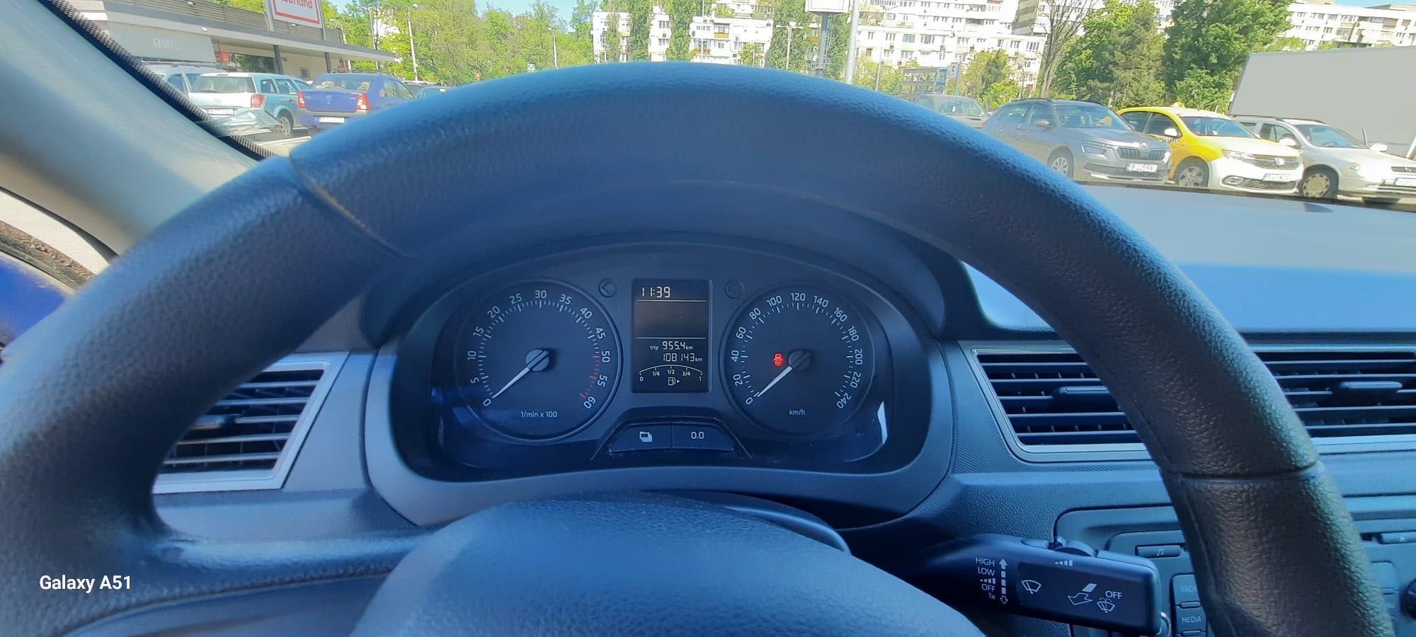 Vând Skoda Rapid an 2015, 109000km, 1.6 diesel, preț fix 6500eur