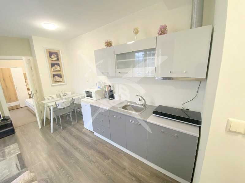 Продава се Двустаен апартамент в к.к. Слънчев бряг - 59 кв.м за 1272 €/кв.м - Снимка #4