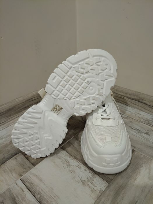 Дамски маратонки