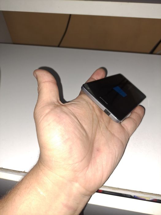 vand Microsoft Lumia 650