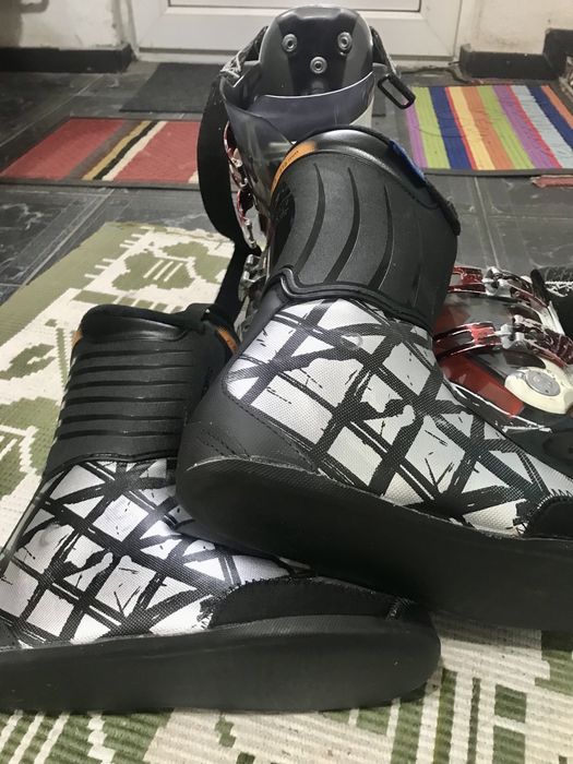 Clapari ski Atomic Hawx pro