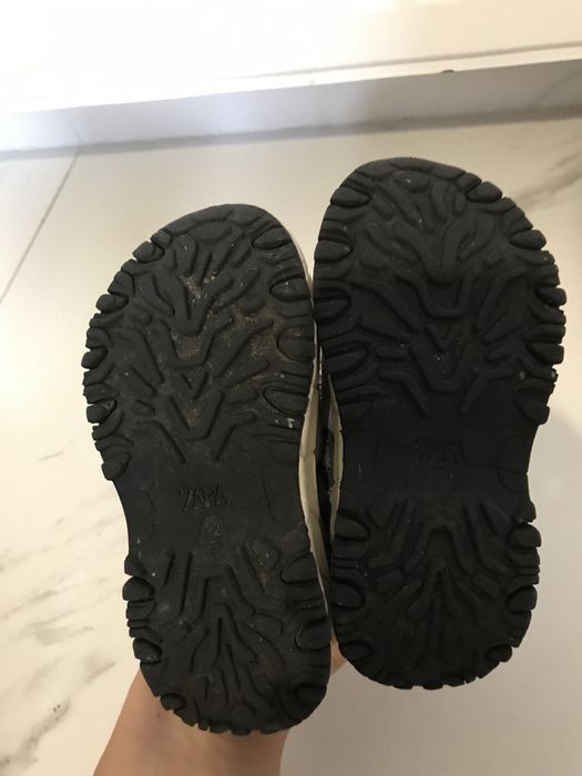 Adidasi Inalti flexibili Zara, 22