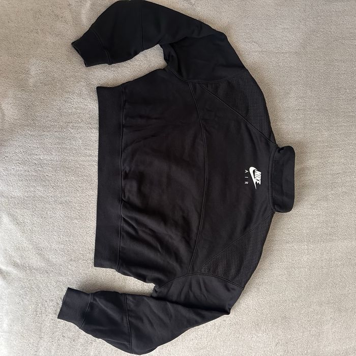 Суичъри - Nike air, H&M, Bershka