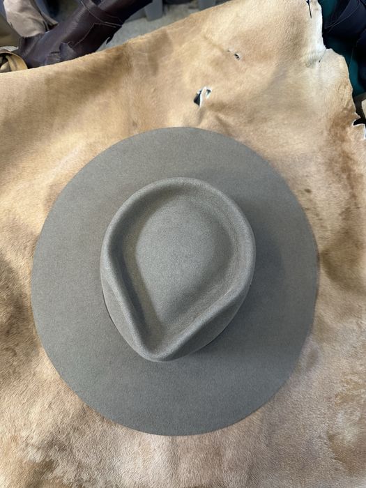 Чисто нова каубойска шапка Akubra – естествен заешки филц