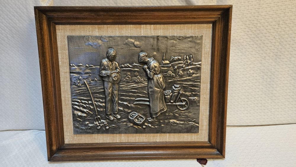 Tablou în relief cositor ramă lemn masiv vintage