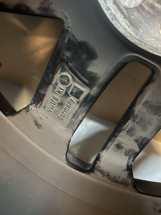 Djanti s gumi 17 5x112 VW Джанти с гуми 17 5х112 Фолксваген Оригинални