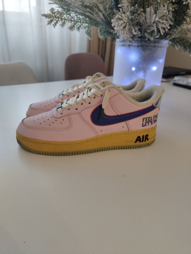 Nike Air Force 1 '07 "Feel Free, Let's Talk"