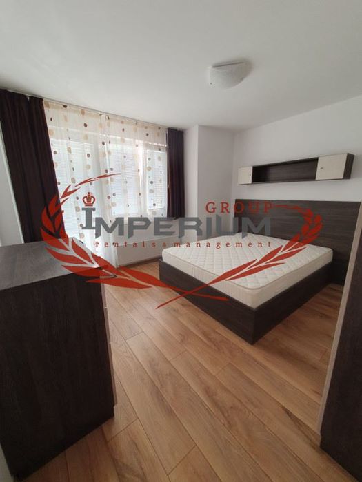 Дава се под наем Двустаен апартамент в Варна, Център - 65 кв.м за 586.5 € - Снимка #4