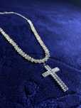 Lantisor cu pandantiv in forma de cruce, ice, fully iced out, normal