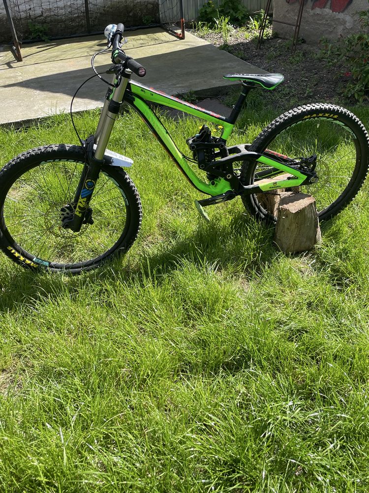 Vand/Schimb cu enduro full Scott Gambler 720 Cu Acte