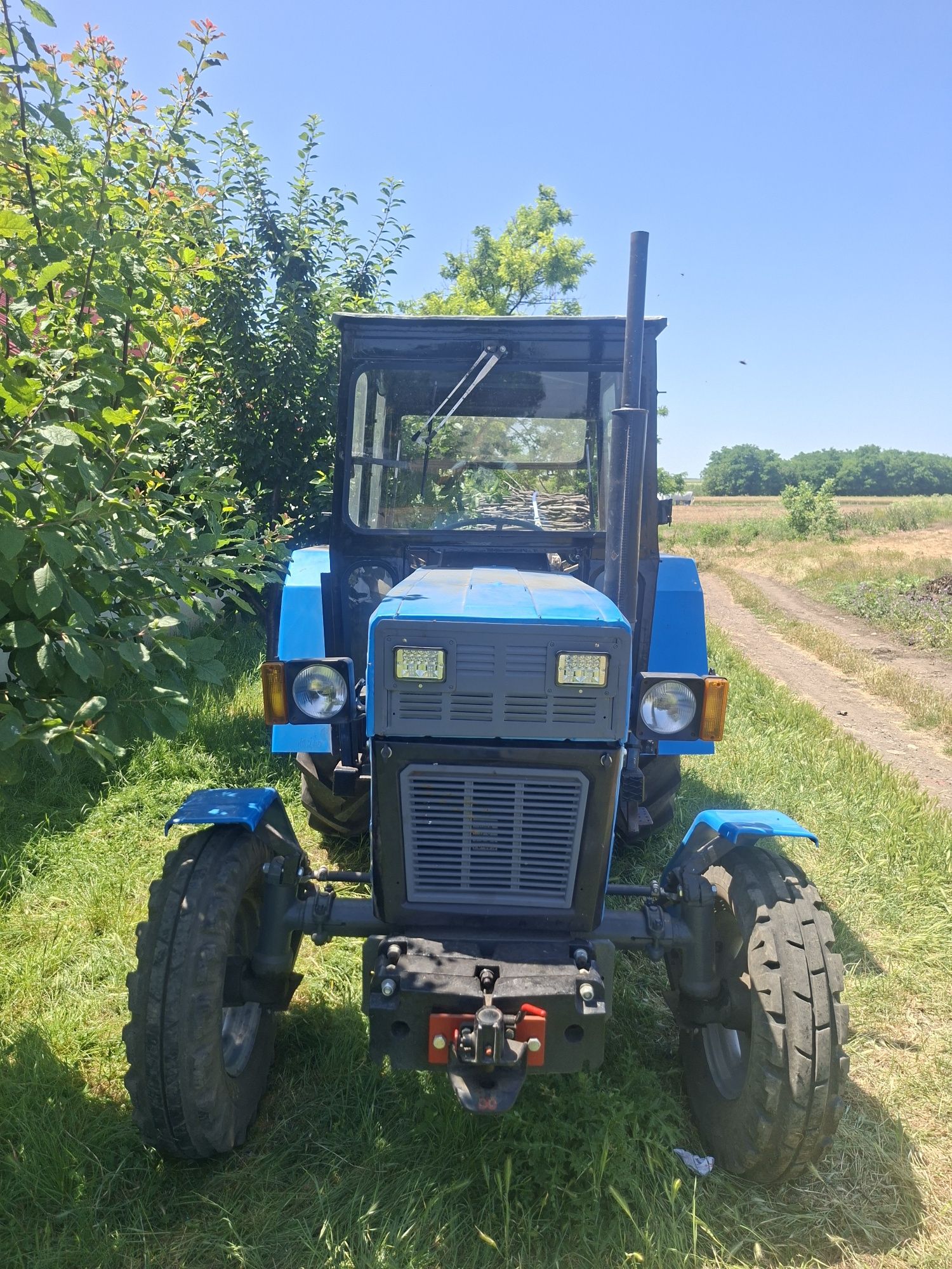 Vand Tractor Universal U 550.