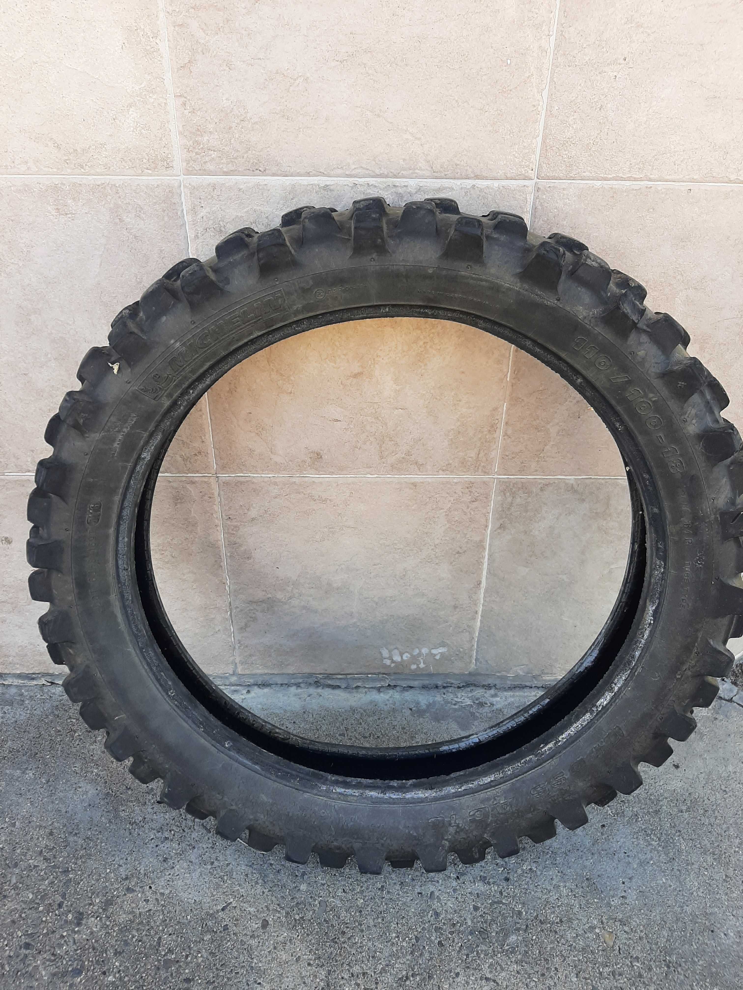 Гума110/10018 Michelin