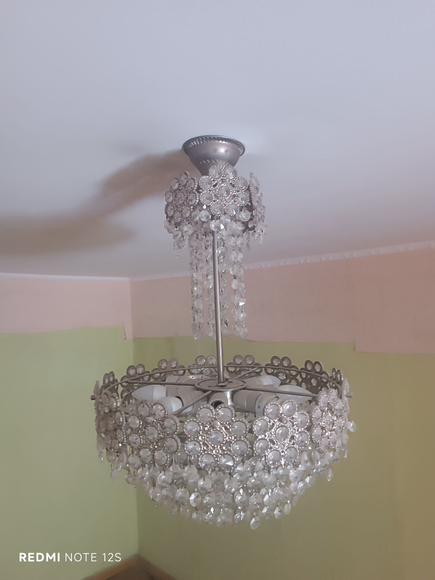 Продам люстру из стекла