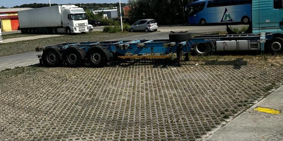 Remorca containere Schmitz