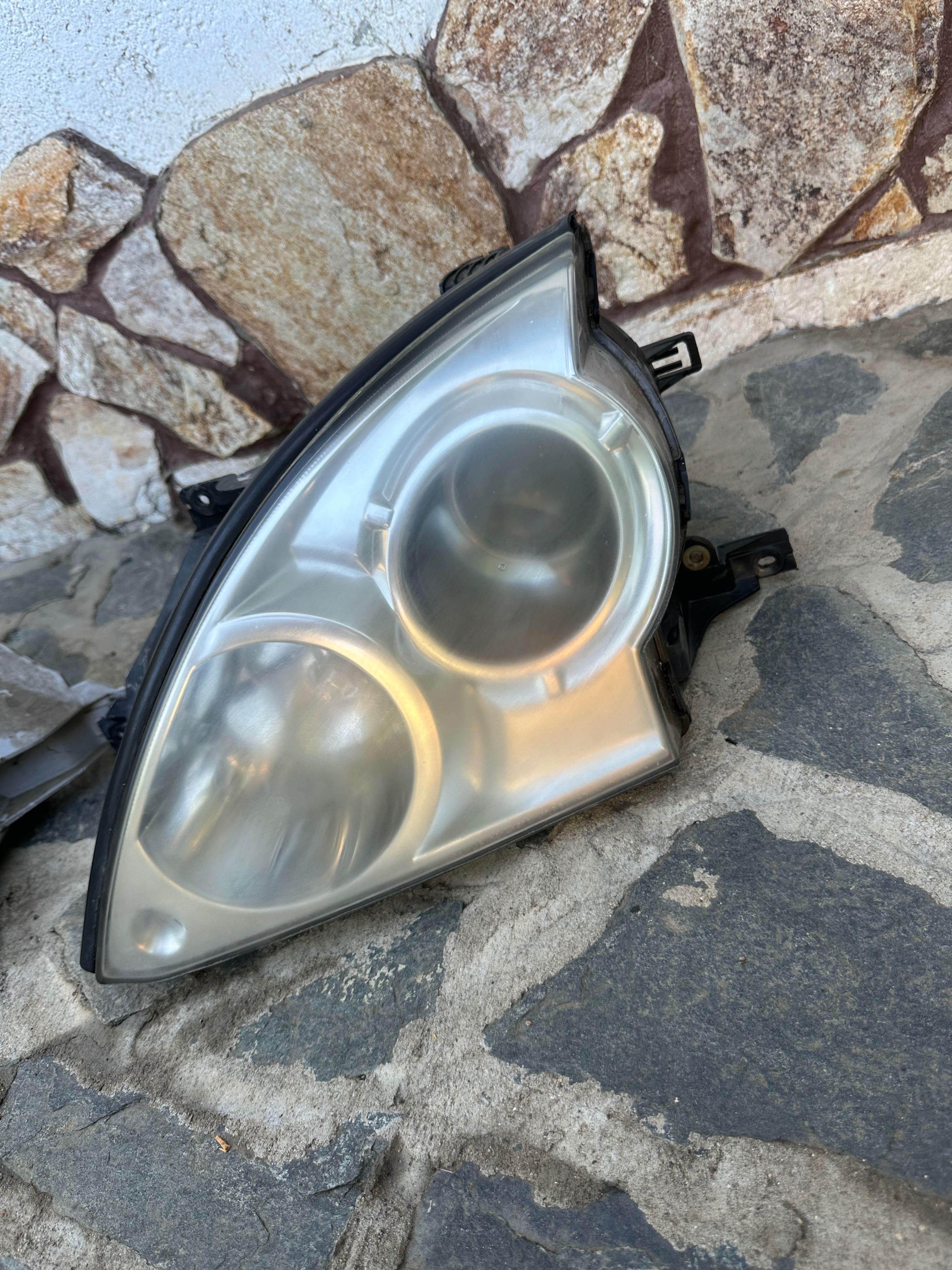 Стопове и фарове Hyundai Terracan