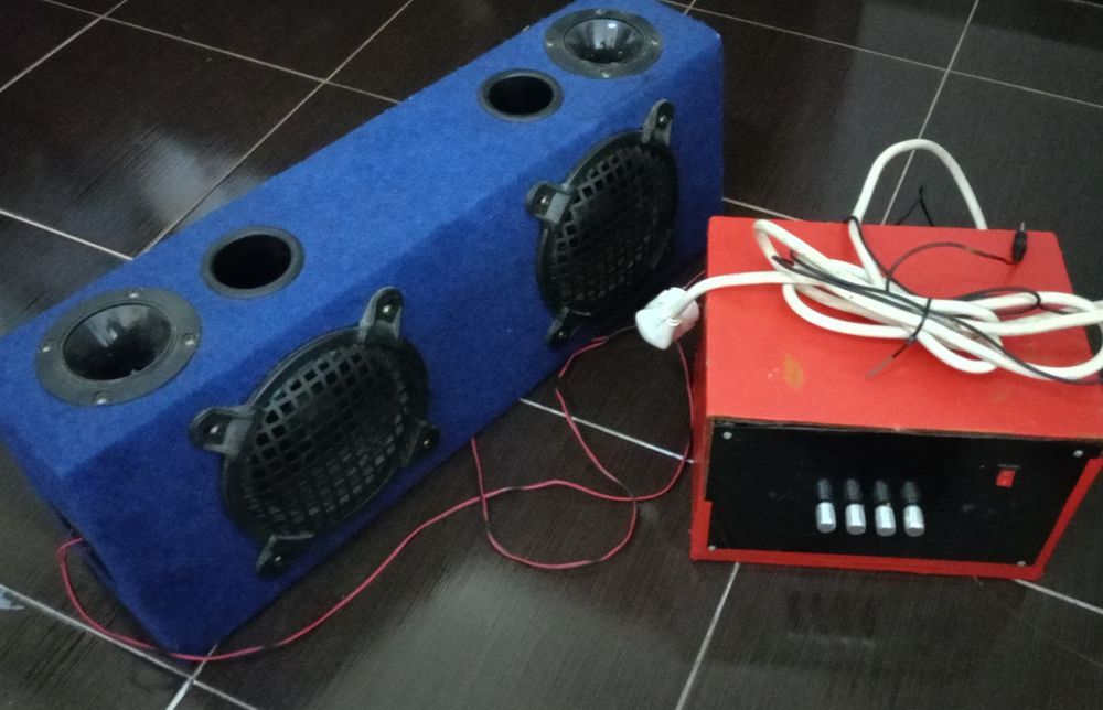 Stație 230 w și boxă