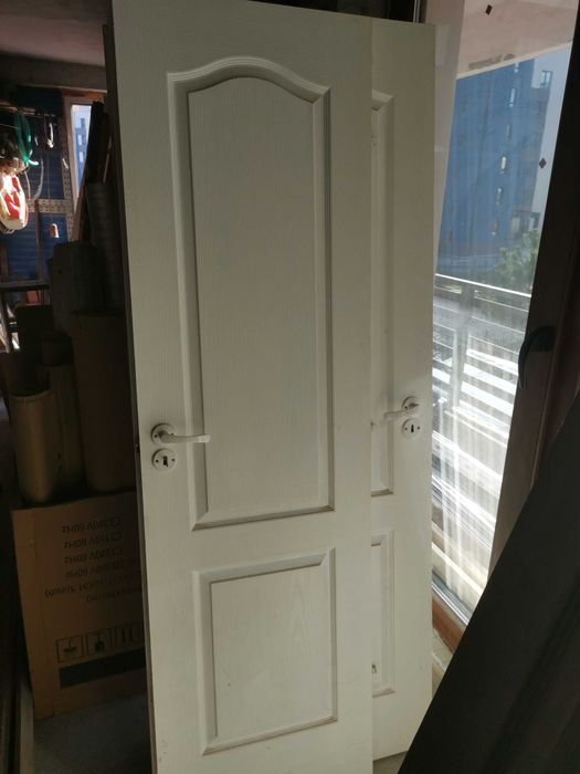 Ușă interior complet echipată