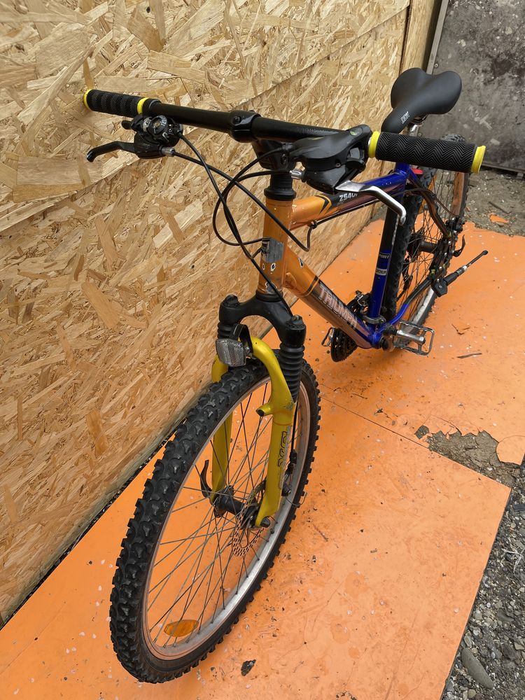 Bicicleta triunph frane pe disc roti 26” cadru de aluminiu