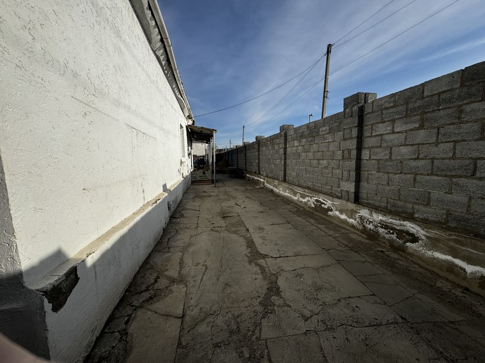 Продам Дом. Большой 4х комнатный дом находится в районе сороковой