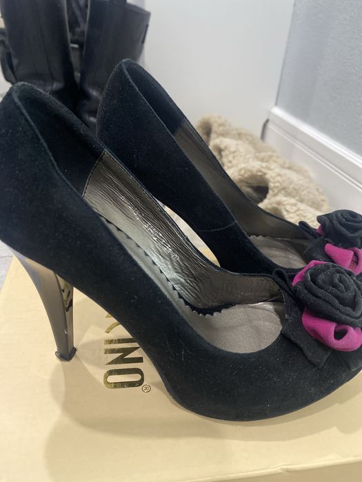 Отдам  туфли натур.замша размер 34. Писать на вацап