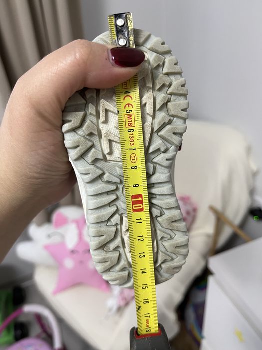 Сребристи зимни ботуши