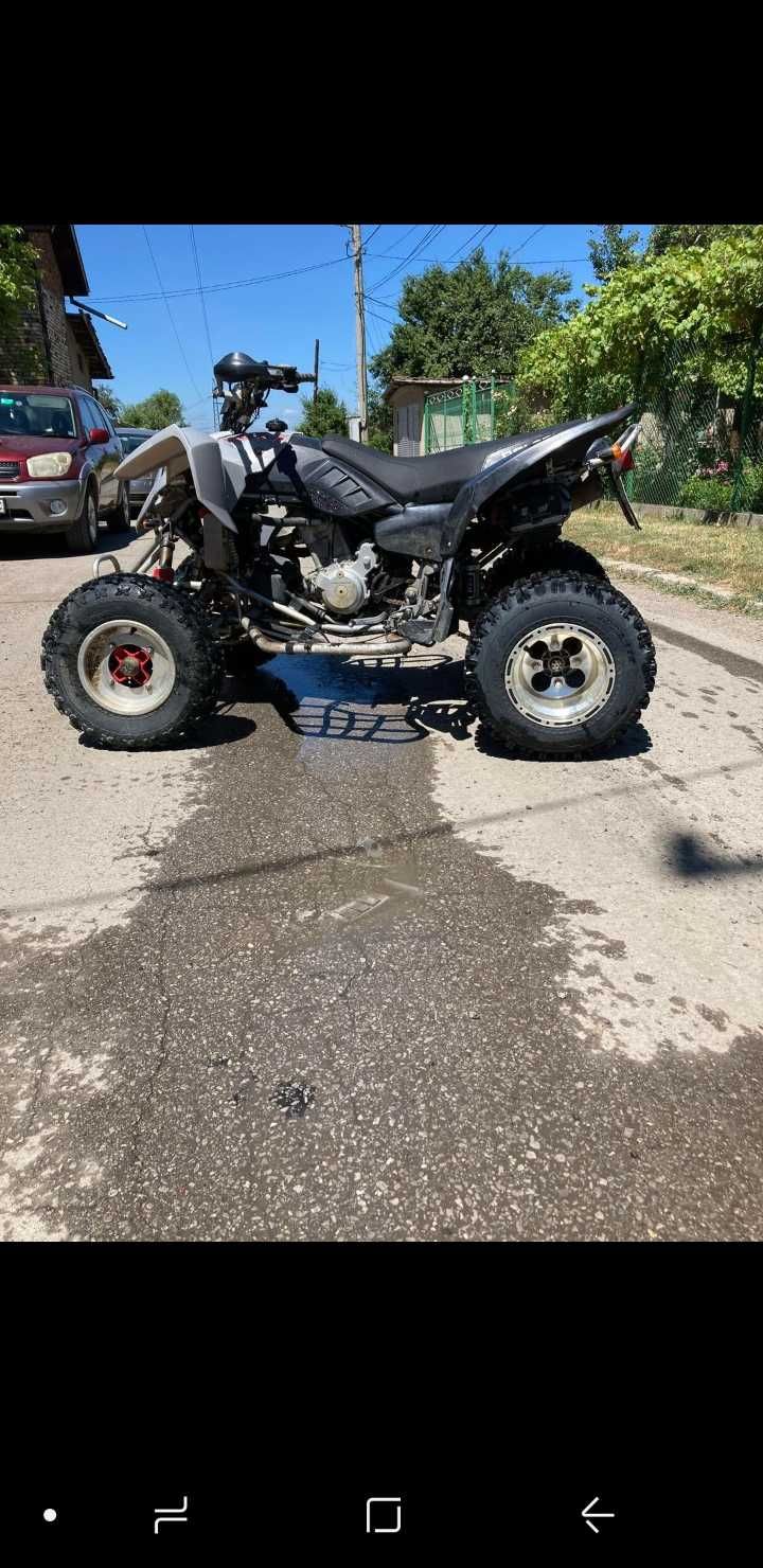 ATV Polaris 500 predaror