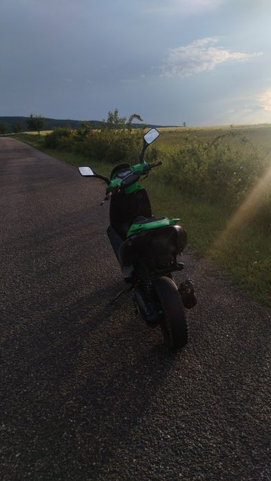 Aprilia SR 50 cu motor de 80