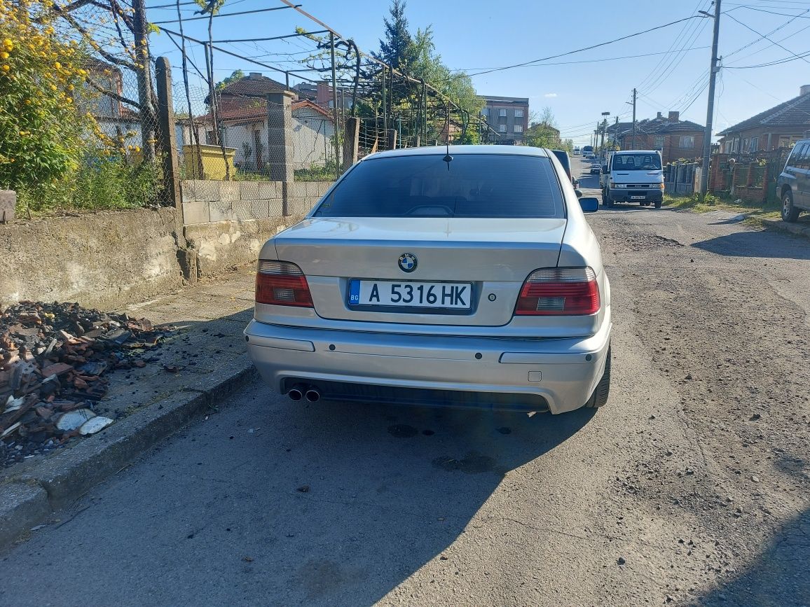 Продавам Бмв е39  525i 2000г