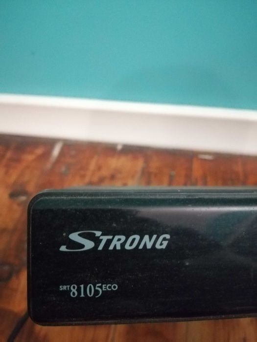 TV box Strong 8105
