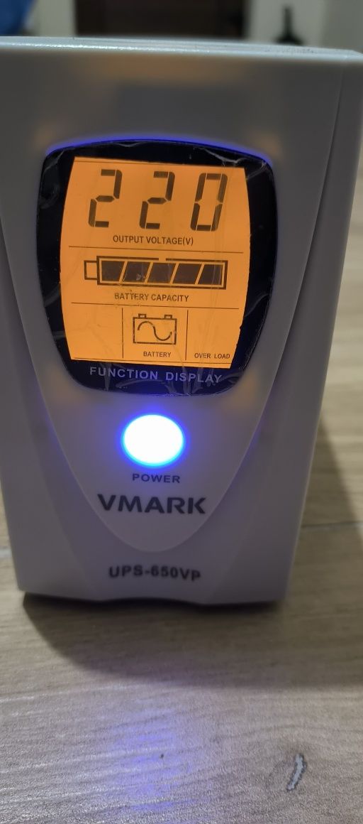 UPS marca VMark 650VA 390W