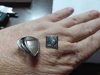 Lot de 2 insigne vintage argint deosebite
