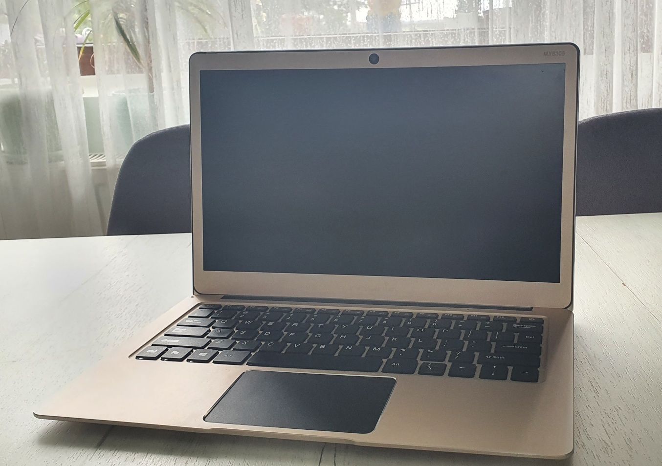 Laptop ultraportabil Myria my8305 13,3"