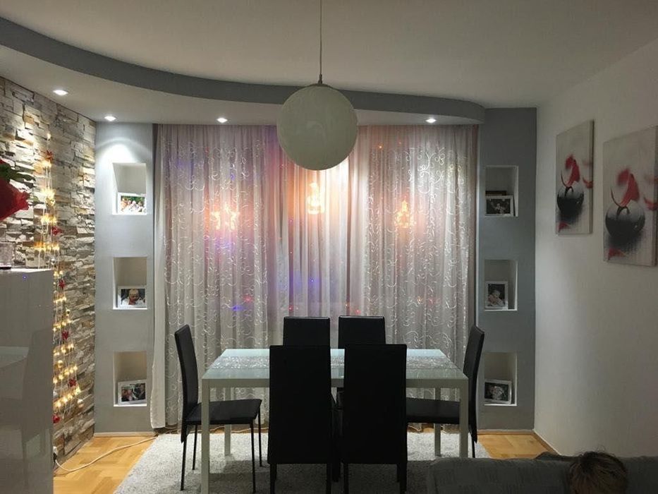 Apartament 4camere decomandat etaj  1 cu centrală proprie -PARTICULAR