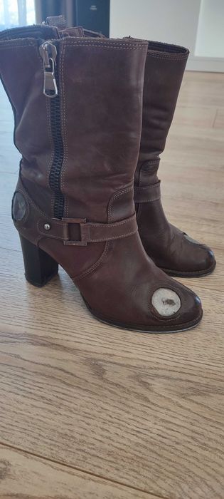 Продавам кожени боти GiAnni