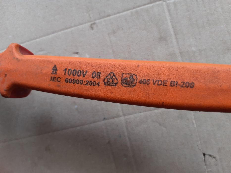 Cleștei Patent și Clește Dezizolat Unior 1000v italia