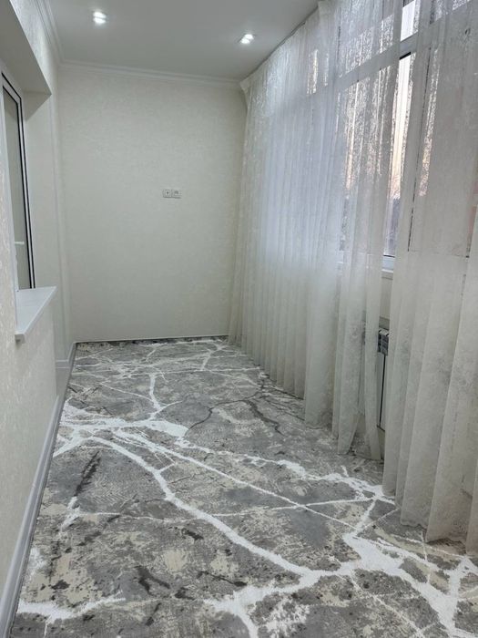 Продаётся Квартира Чиланзар И 24. 2/3/4 Кирпич 77 серия. Метро Новза