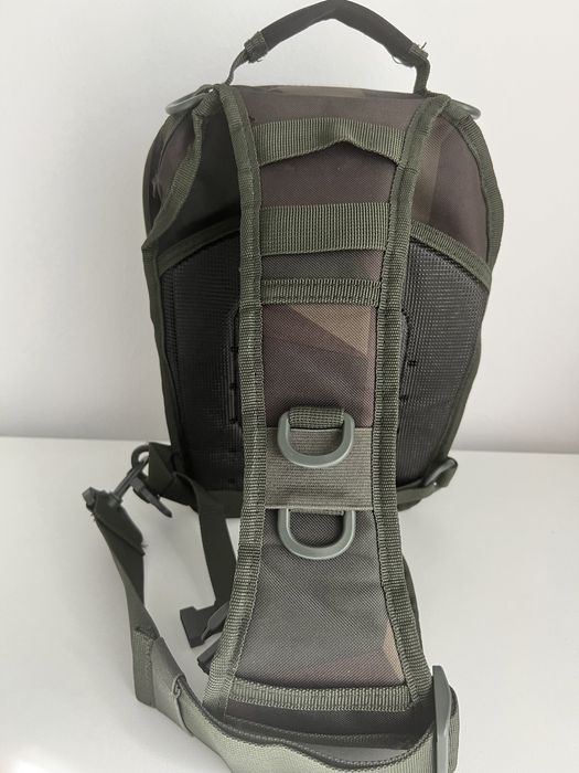 Borseta tactica/geanta de umarRucsac one strap EDC Brandit 8l