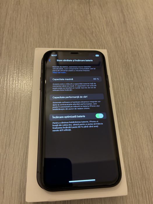 Vand Iphone 11 impecabil