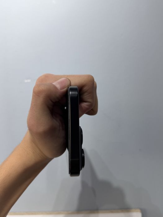 Iphone 16 pro max sim 256 black 100%