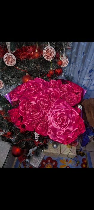 Buchet de flori din satin