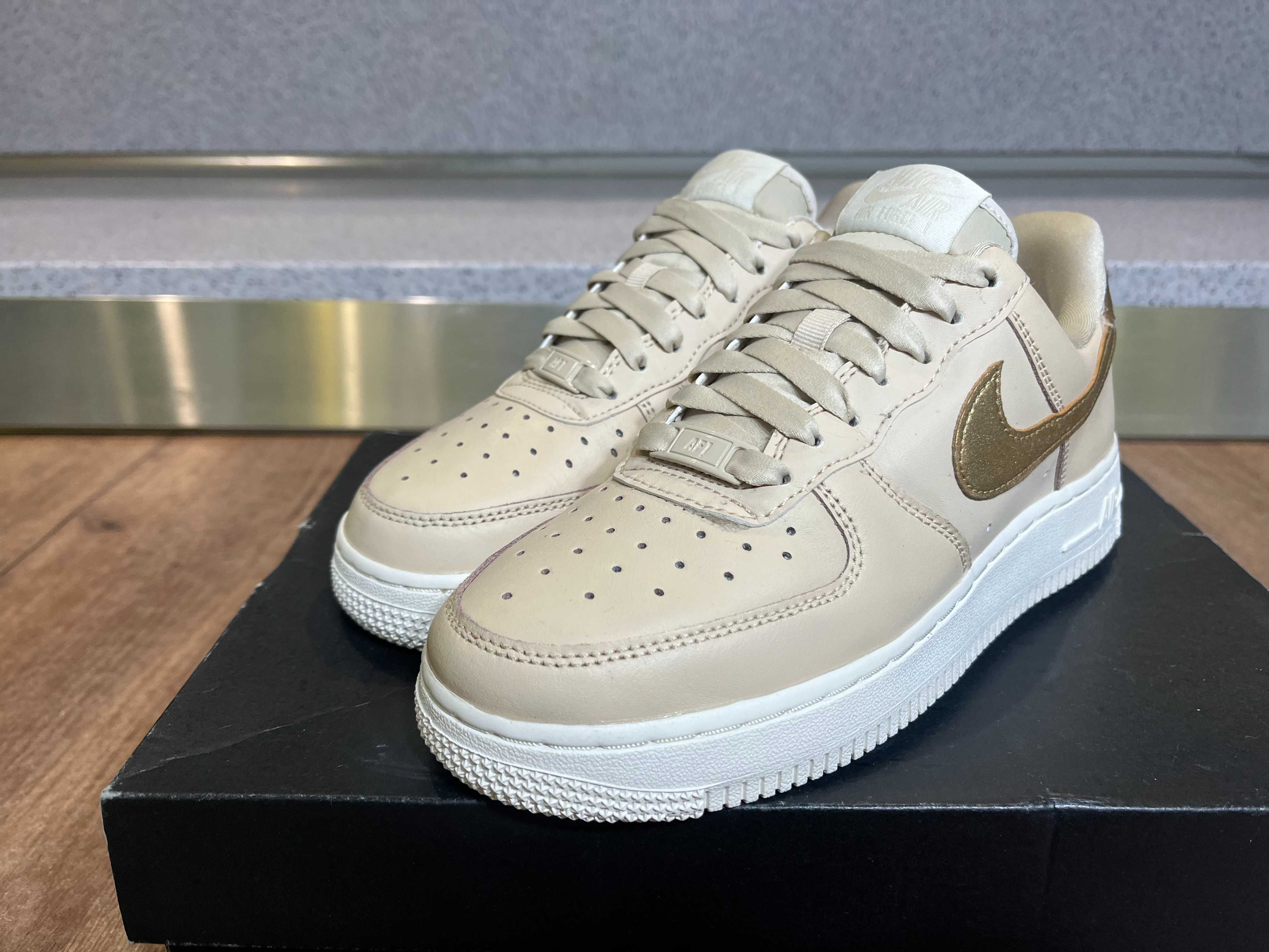 ОРИГИНАЛНИ *** Nike Air Force 1 Low '07 Sanddrift Metallic Gold