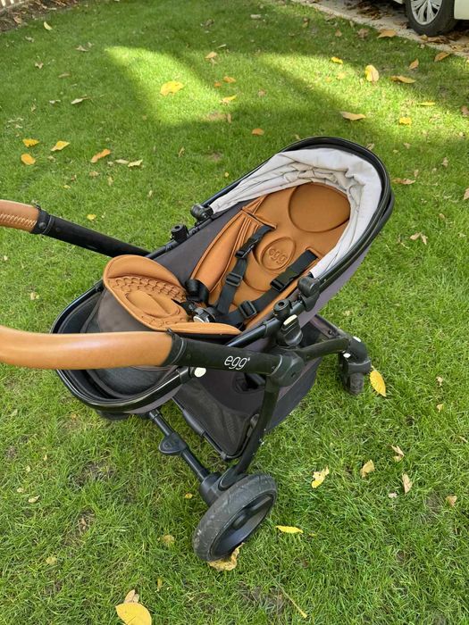Детска количка EGG  с летен и зимен кош