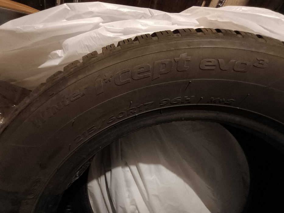 4 бр. Зимни гуми Hankook 215/60 17