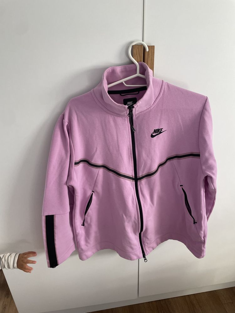 Горнище на Nike