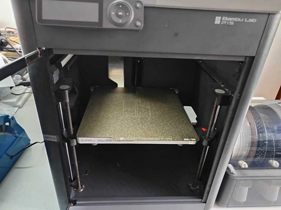 Bambu Lab P1S Combo 3d принтер и A1 Combo с AMS-и.