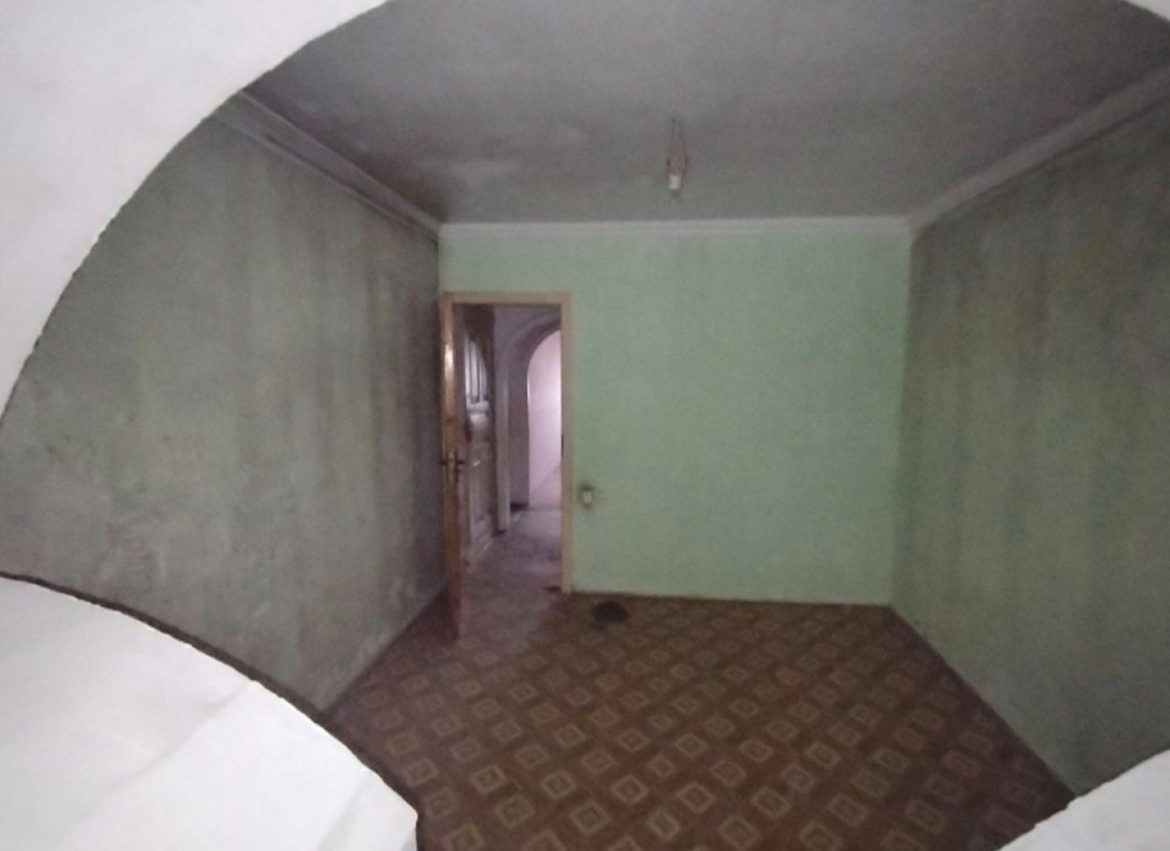 Срочно продаётся 2х Комнатная Квартира