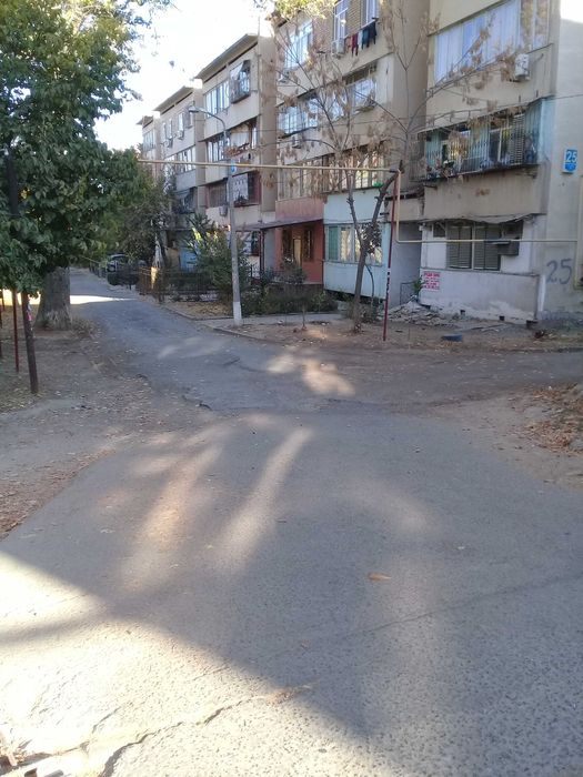 Иппотека под Офис 2х.ком.кв..1этаж Торец,подвал,огород77 серия.60кв.м.