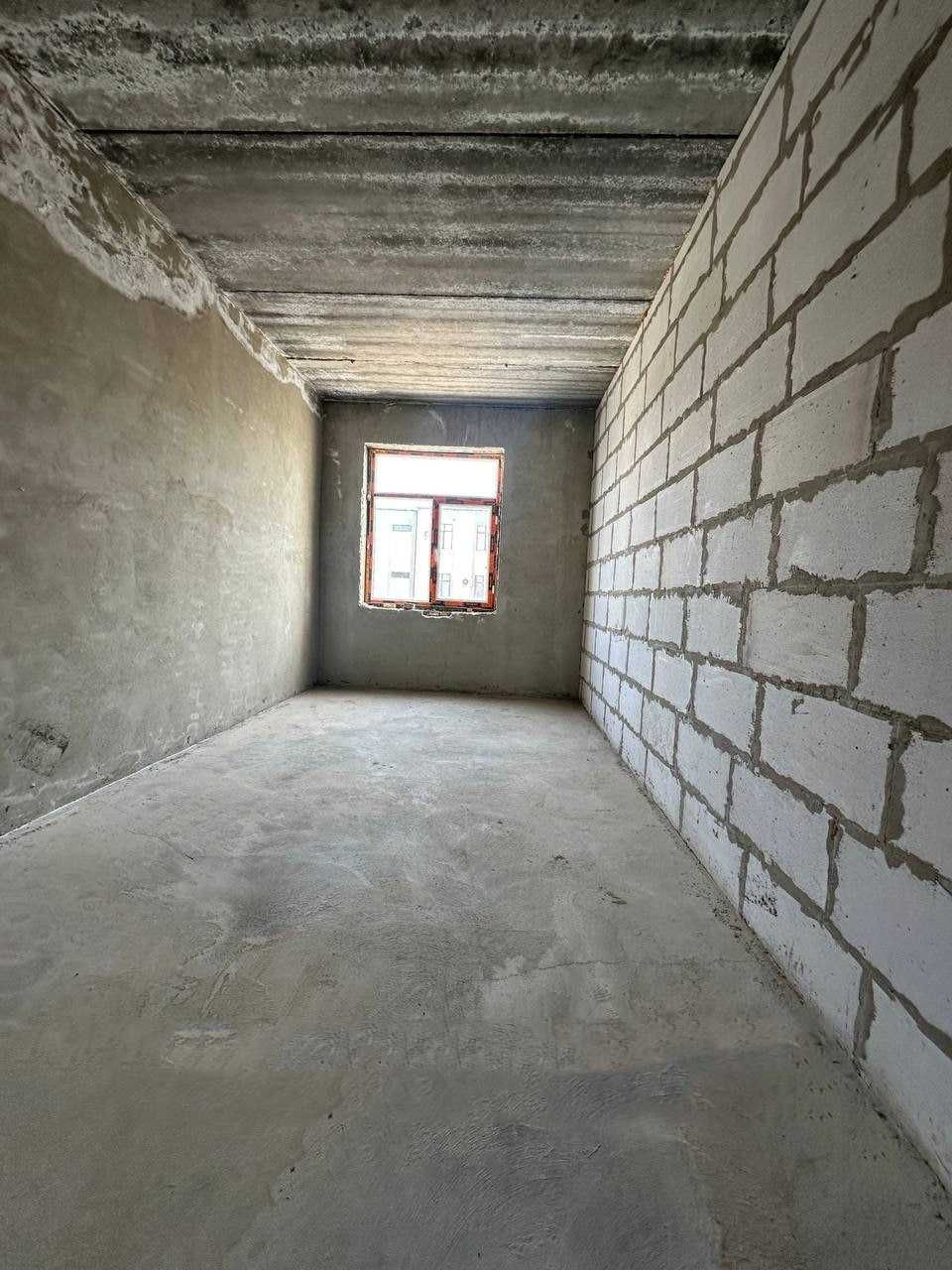 Продаётся 3х комн квартира на 5 этаже Ор-р  Чевар Киви
