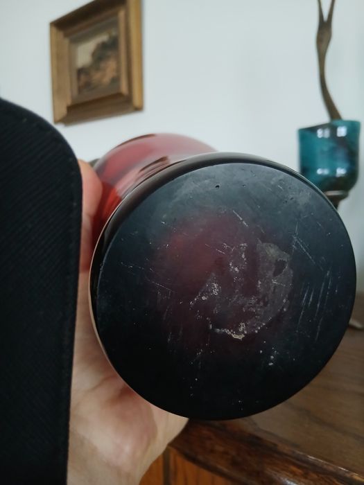 Carafa de vin sau vaza de flori,rubinie.