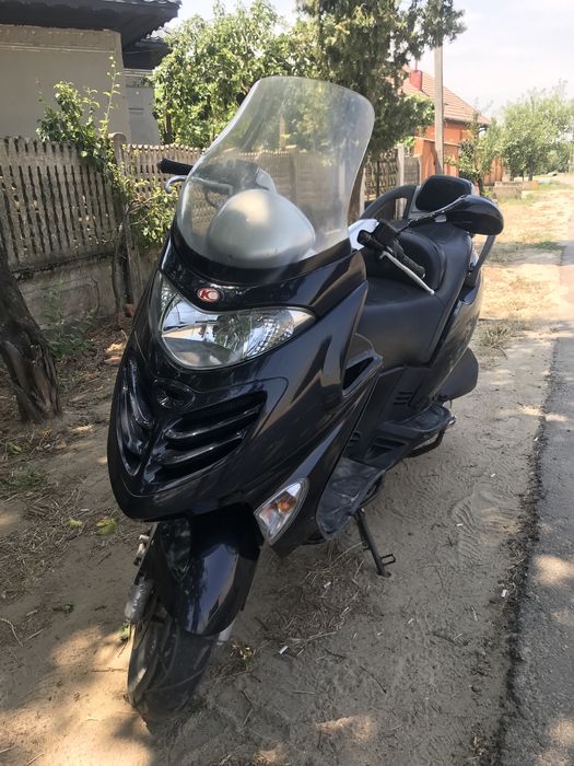 Vand scuter 125 nu detine acte